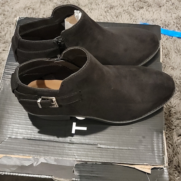 BLACK FAUX SUEDE BUCKLE ANKLE BOOT (WW) - Picture 7 of 10